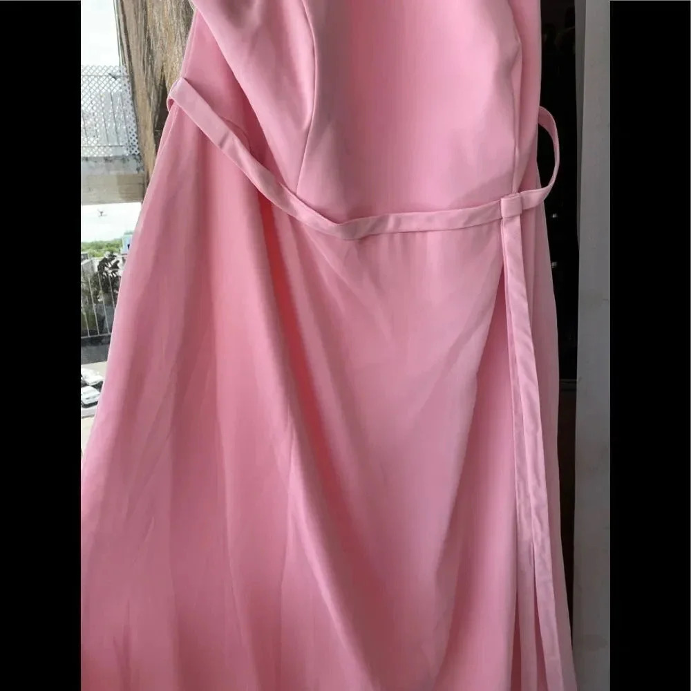 Disney royal maidens dress by alfred Angelo - Picture 4 of 13